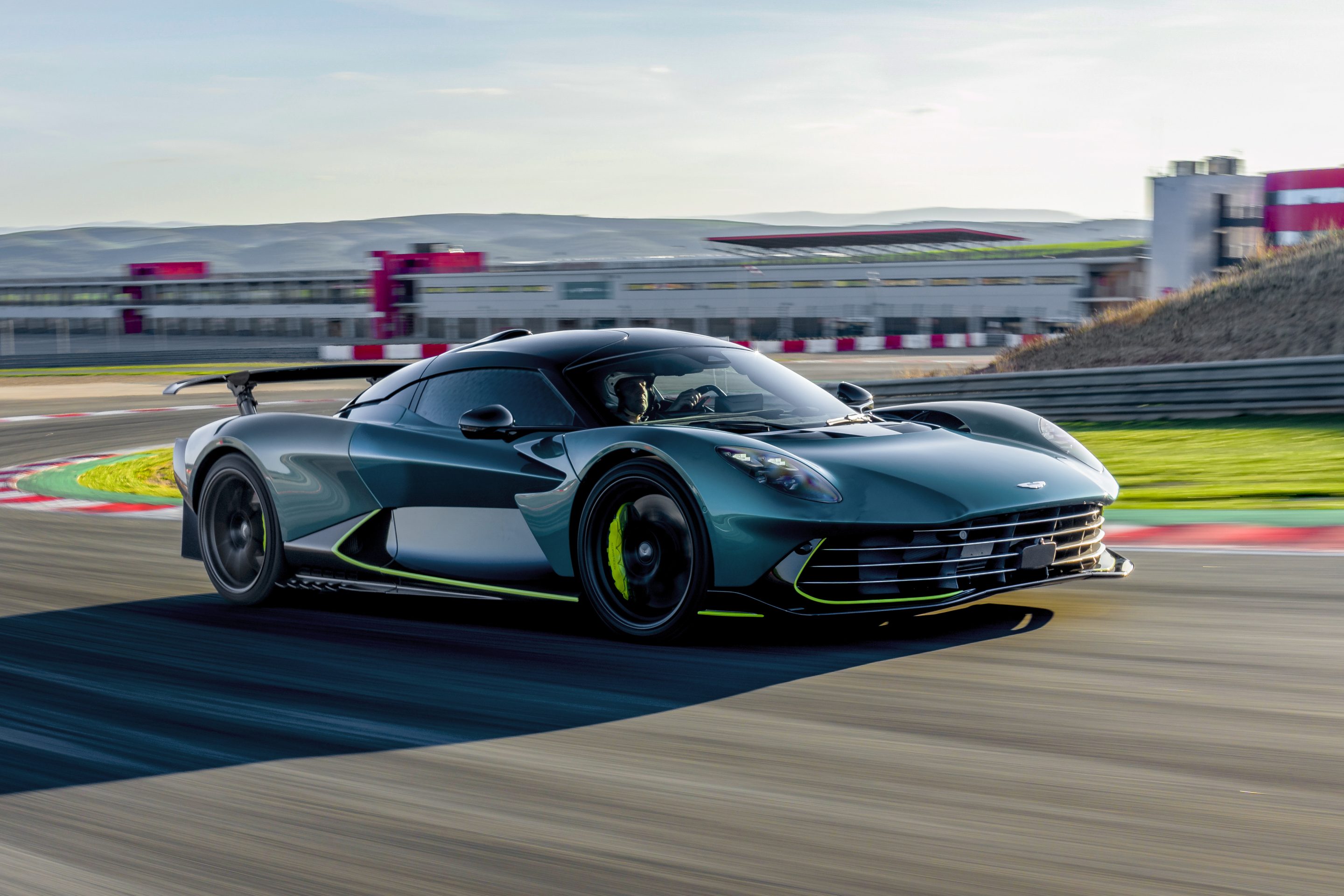 Astonmartinvalhalla©photomaxearey 4085
