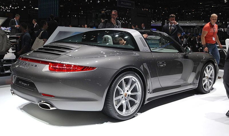 Porsche - 991 Carrera