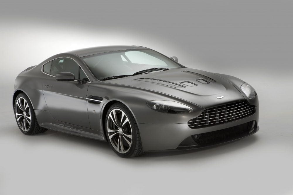 Aston Martin V12 Vantage
