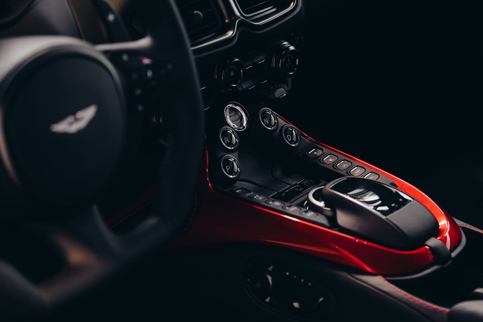 Aston Martin - Interior