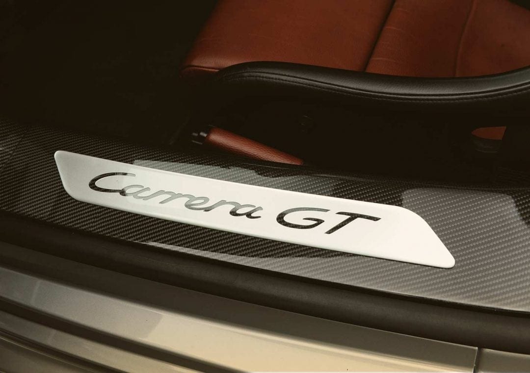 We offer fast flexible finance for Porsche Carrera GTs